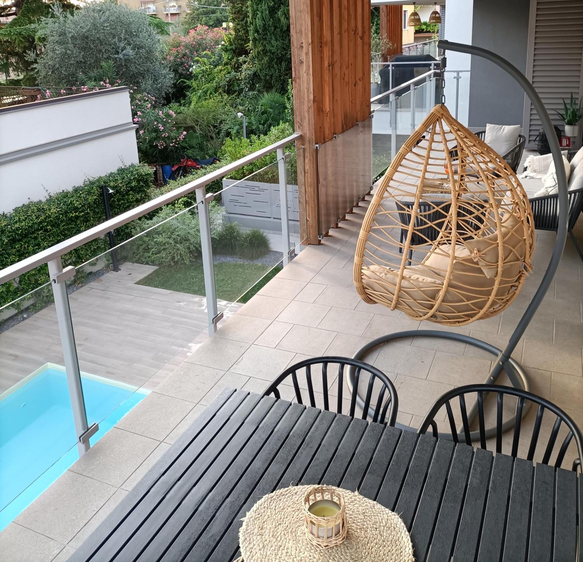 Lake Dream Apartment With Pool In Bardolino Buitenkant foto